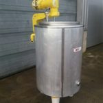 Used inulated tank stainless steel 304 with heating jacket  on 3 foot with agitator