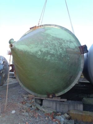 Used fiberglass silo with conical bottom
